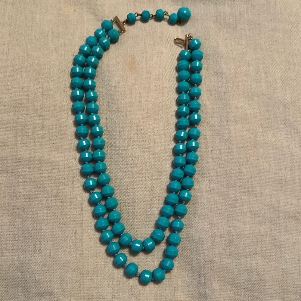 Vintage turquoise colored bead necklace